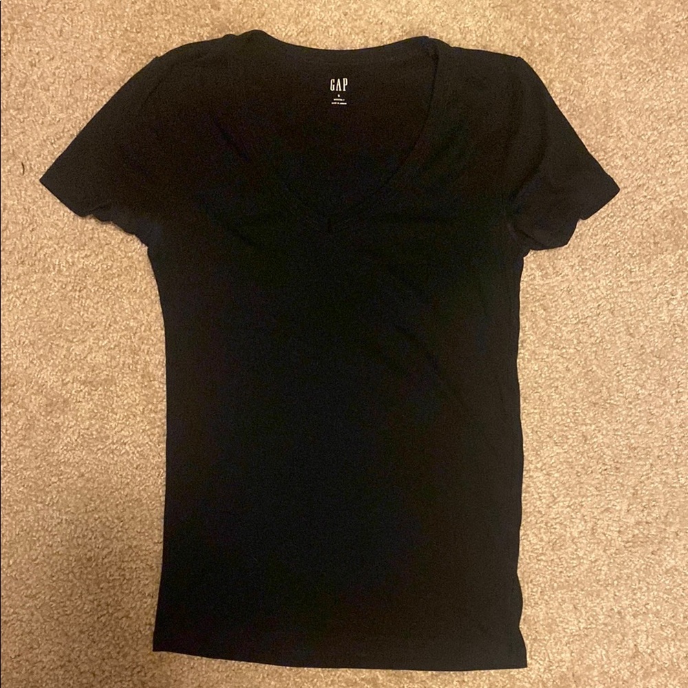 GAP Women's Black Modern Short Sleeve Tee